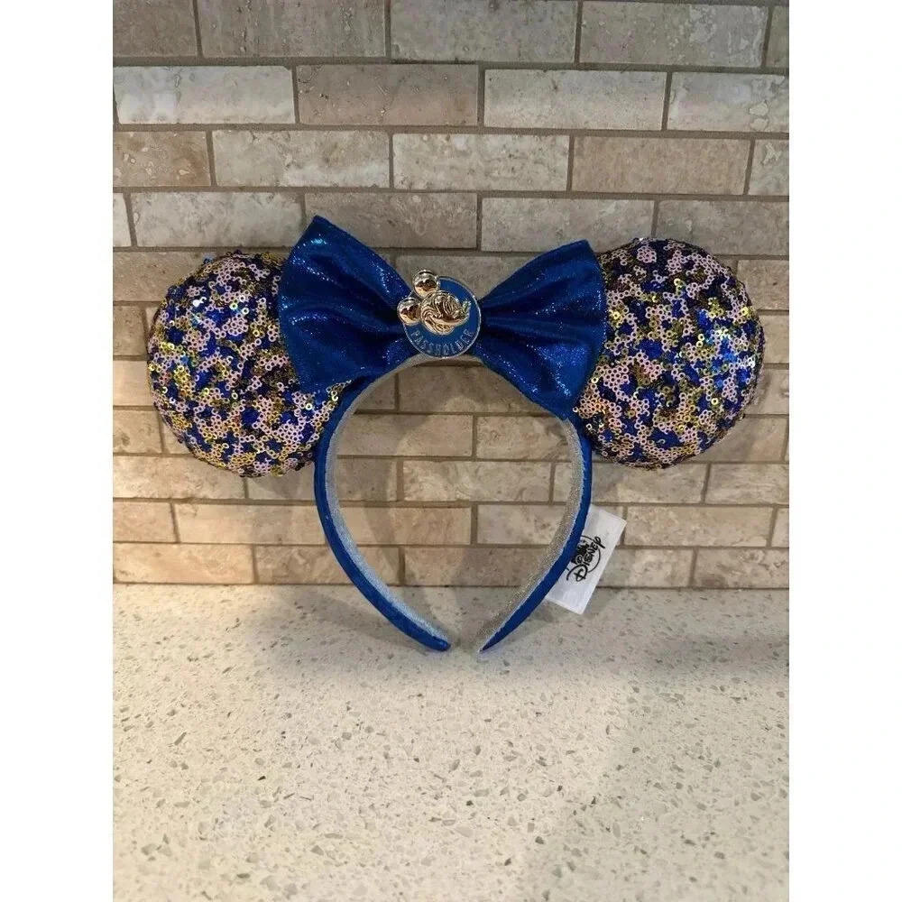 Disney Parks WDW 2021 Annual Passholder Blue Sequined Minnie Mouse Bow Ears 120